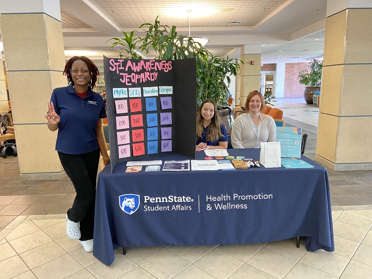 HealthWorks, a peer education program that promotes healthy behaviors, is now accepting applications for student educators through Feb. 28. Credit: Student Affairs Communications & Marketing. All Rights Reserved.